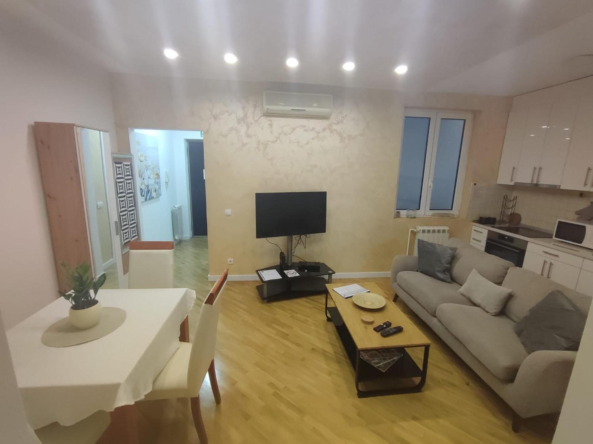 Apartmán City Lights Lux Bělehrad Exteriér fotografie