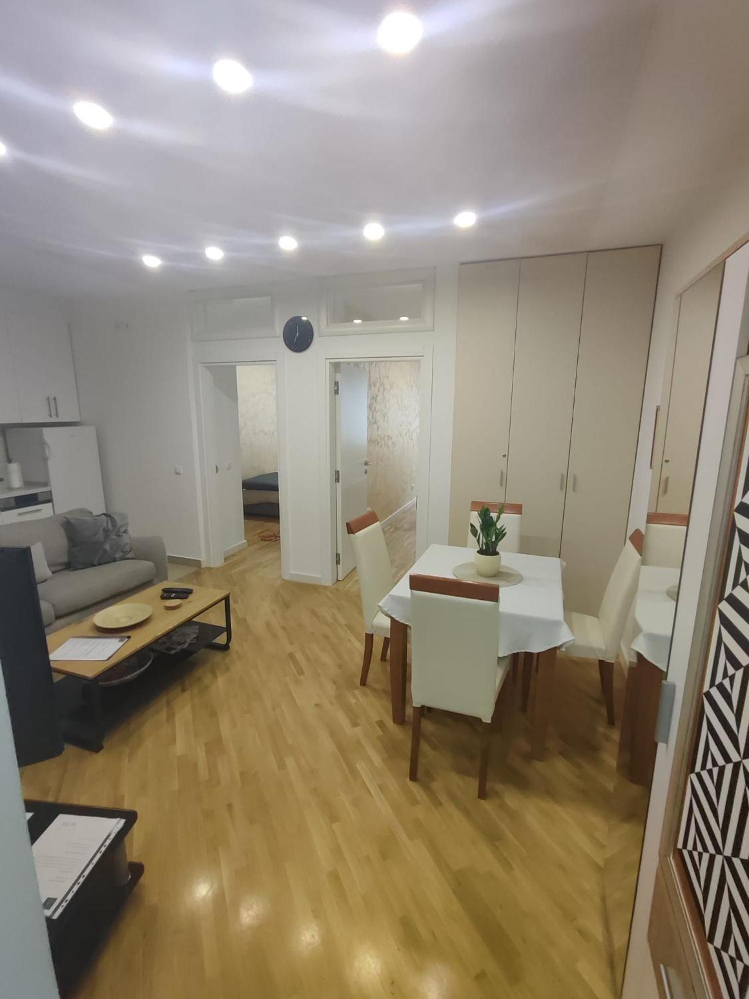 Apartmán City Lights Lux Bělehrad Exteriér fotografie